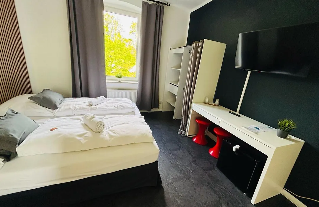 Hotel Sonnenschein-1